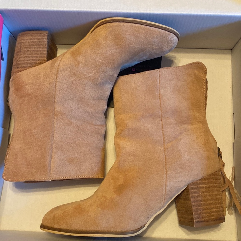 Tan suede ankle booties from boutique